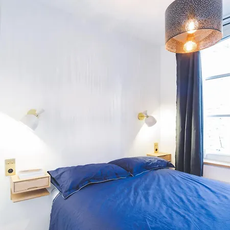 Beautiful Warm Apt Near Republique